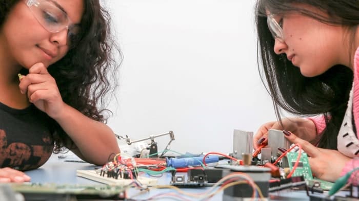 Reciben inscripciones para exponer en Corea