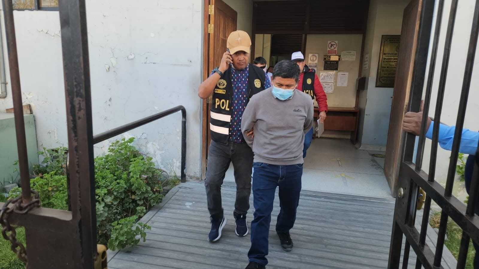 Policía detiene a dirigentes de Construcción Civil en Arequipa