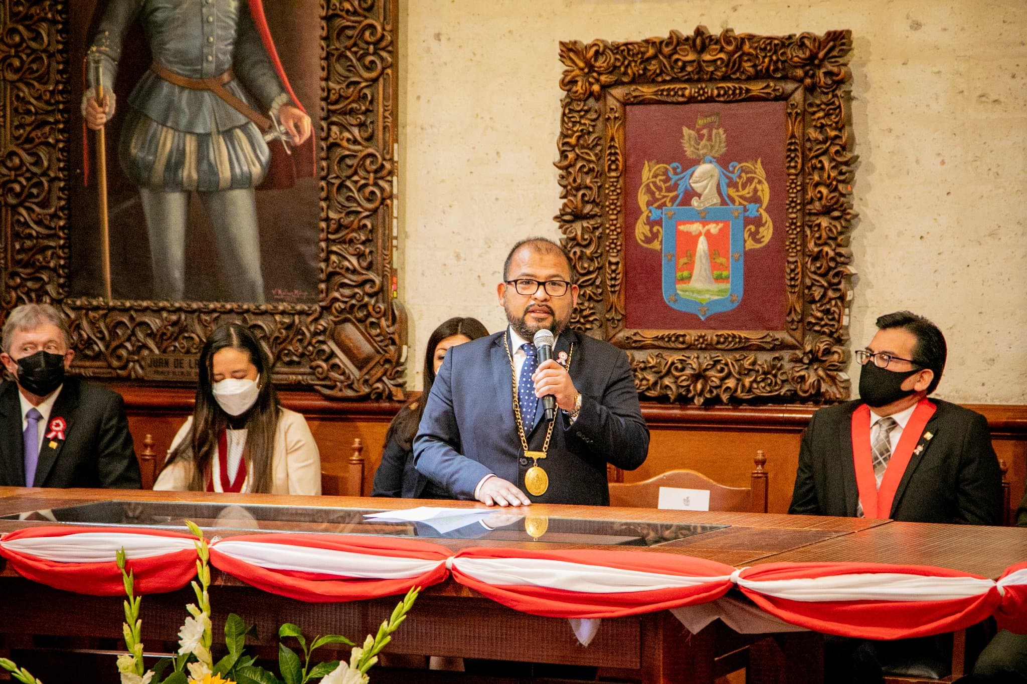 Califican de débil al gobierno central
