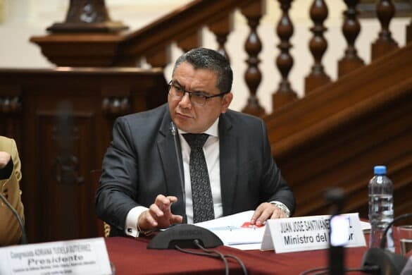 Congreso aprueba interpelar al ministro del Interior