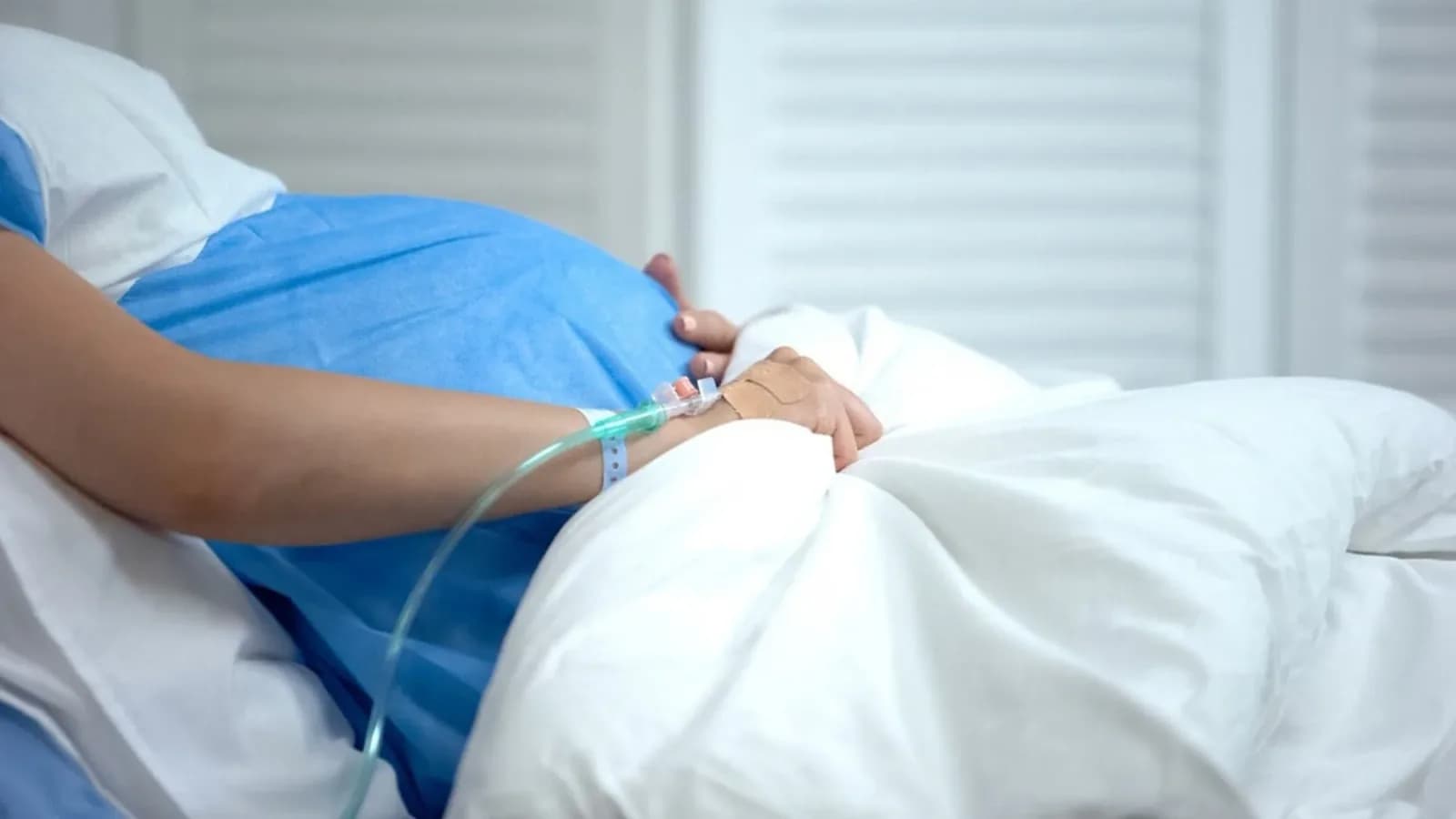 Madre y bebé fallecen durante el parto en Arequipa