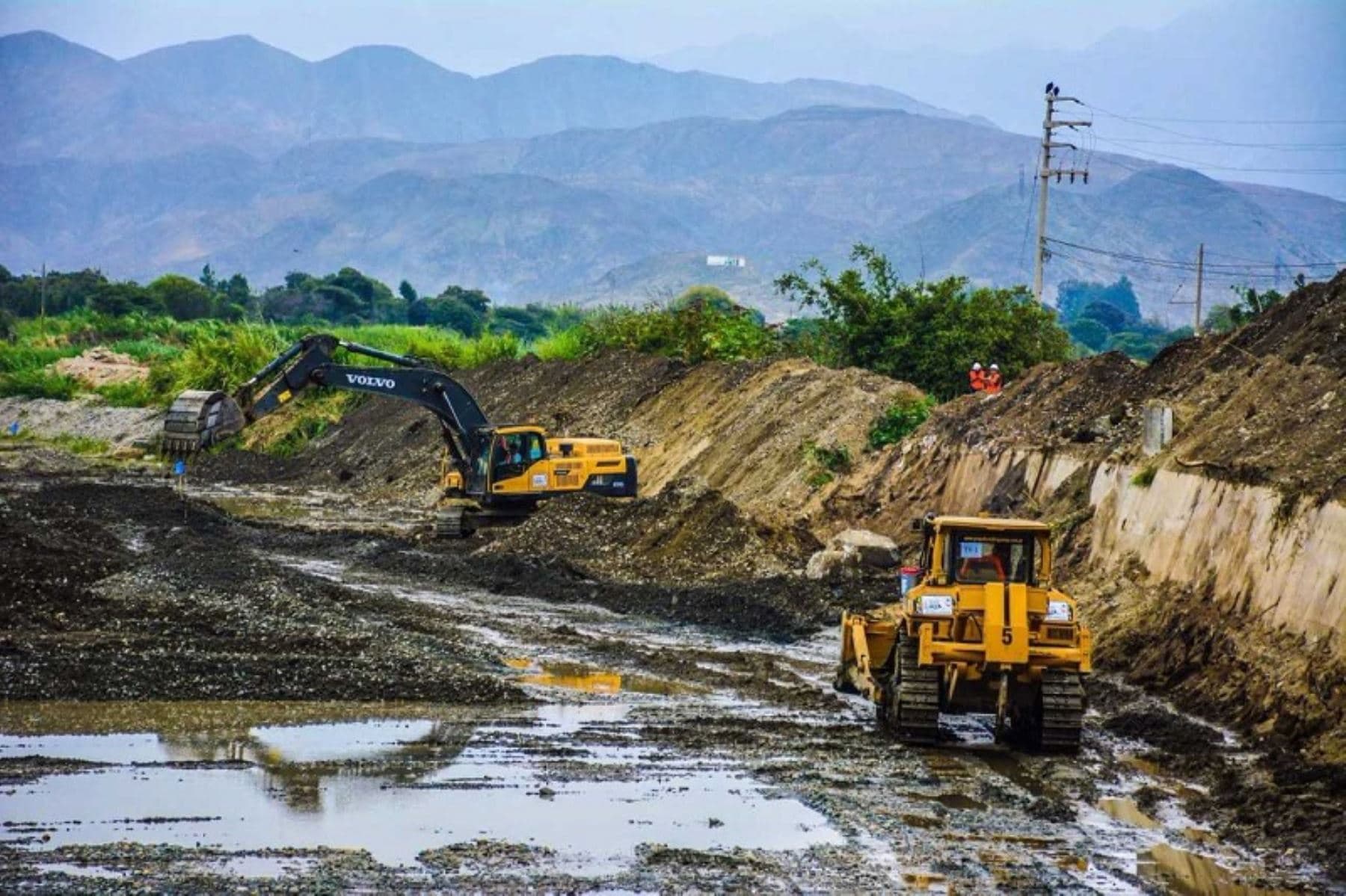 Destinan S/ 975 millones para obras de prevención en 7 regiones