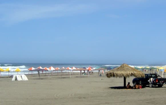 Acceso restringido a playas y no habrá atención en bares en Camaná
