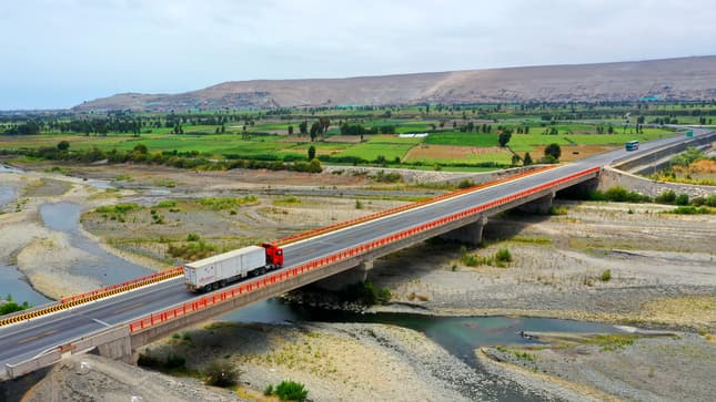 Tránsito vehicular por la Costanera de Arequipa será más eficiente