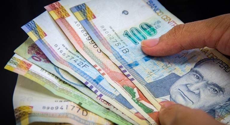 Seis pasos sencillos para ahorrar en tiempos de crisis