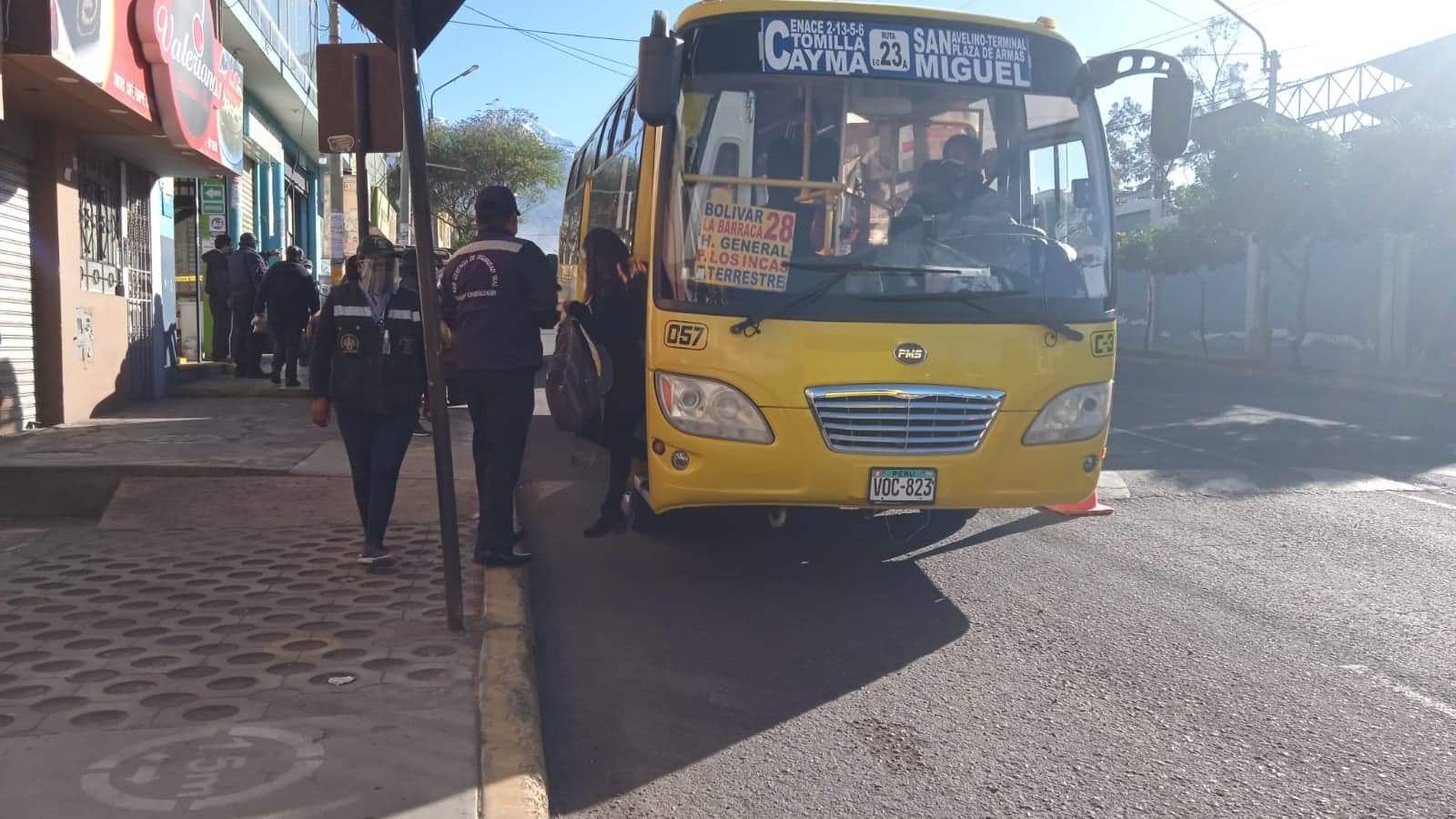 Arequipa: pasajeros agreden a inspectores de transporte en Cayma