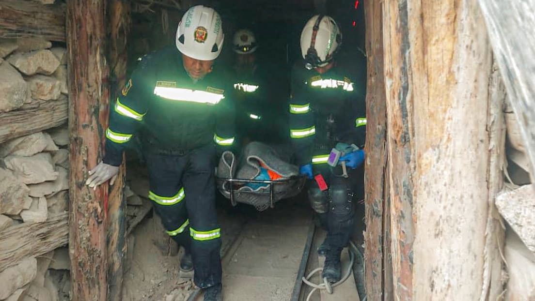 Recuperan los cuerpos de 27 trabajadores fallecidos en una mina de Condesuyos