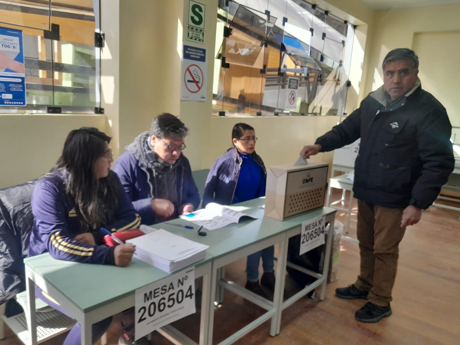 Arequipa realiza elecciones primarias de delegados este domingo