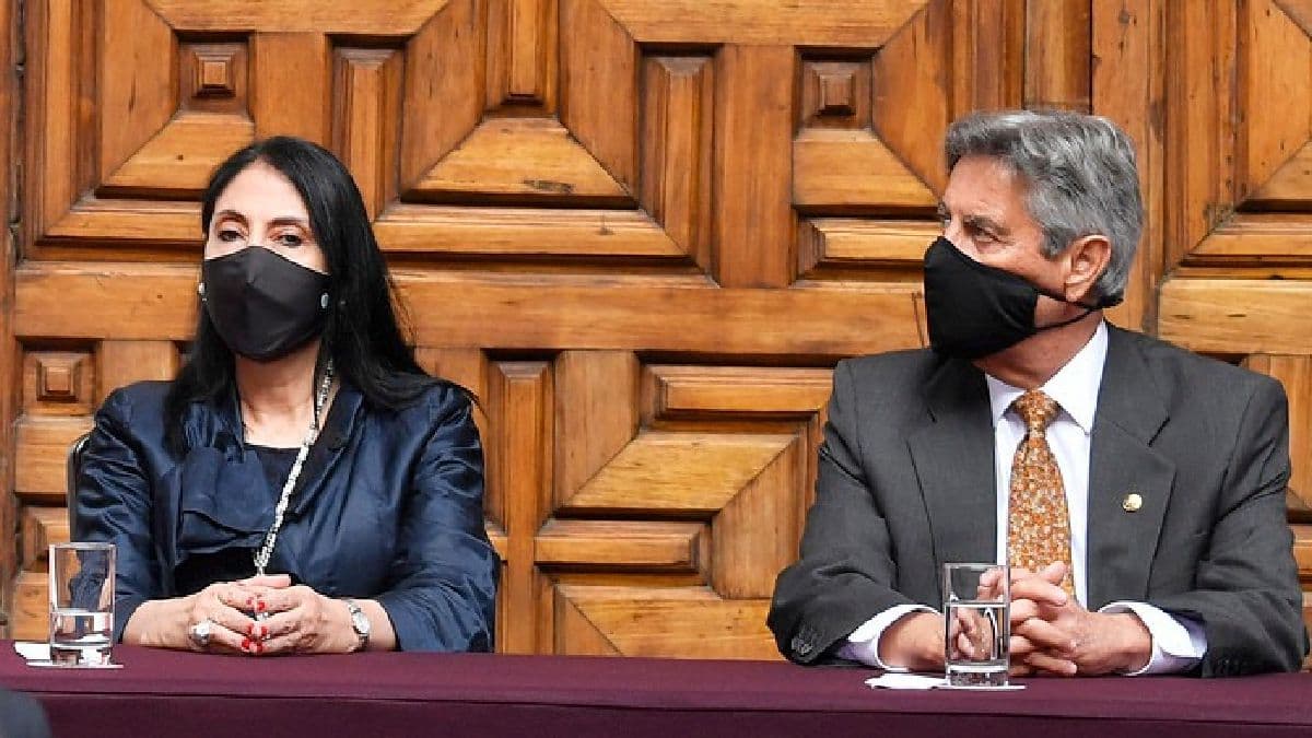 Recomiendan careo entre Francisco Sagasti y Elizabeth Astete