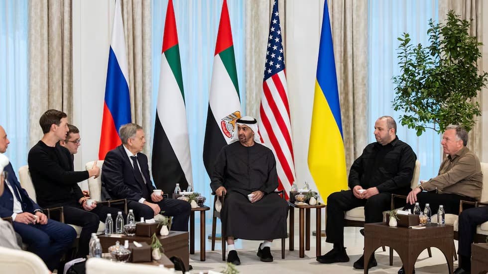 Ucrania, Rusia y EE. UU. inician reuniones de paz