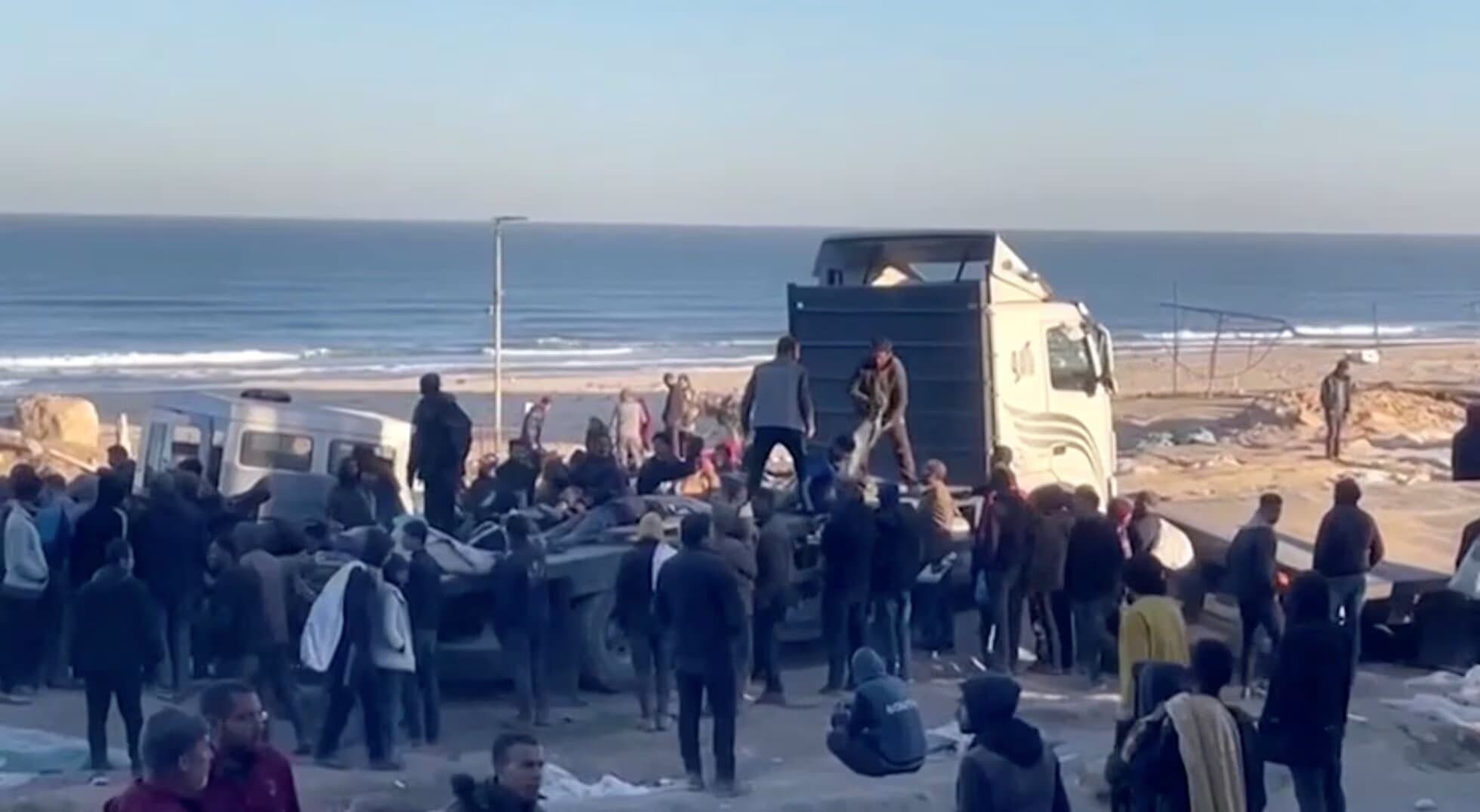 Más de 100 mueren en Gaza mientras esperaban comida