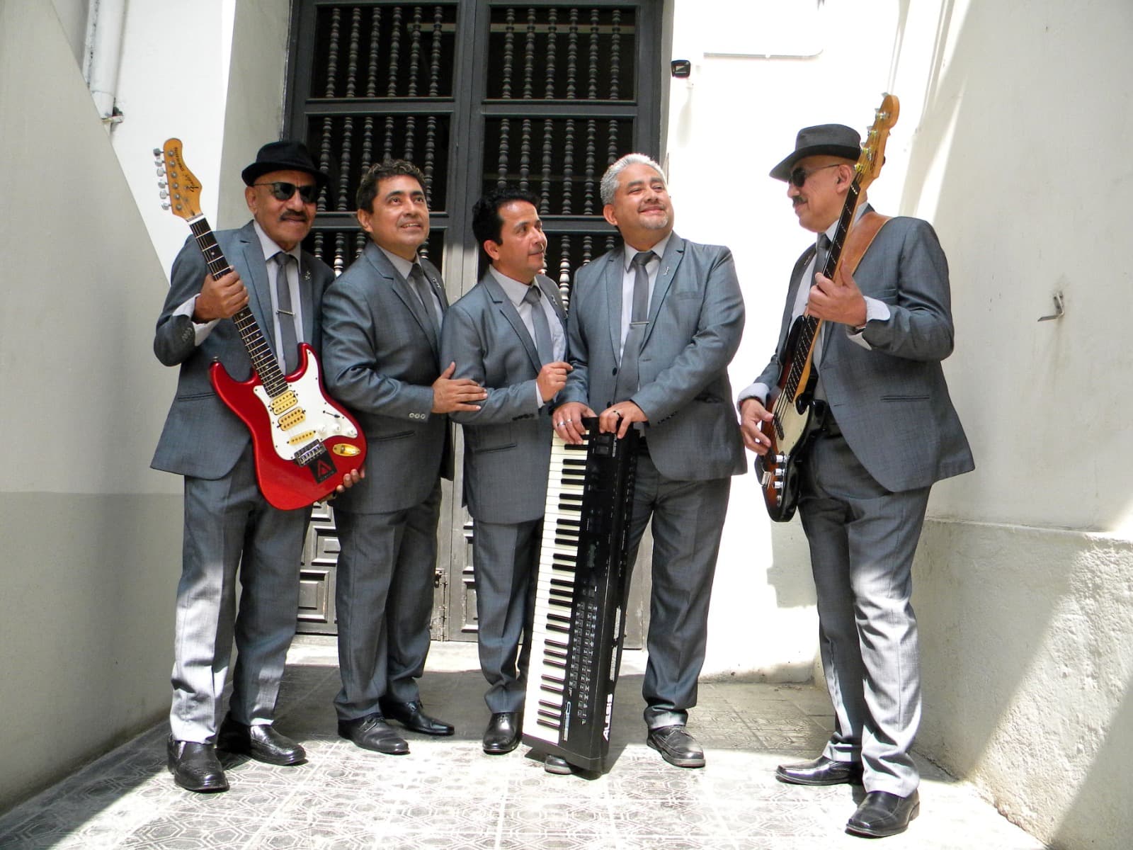 Tres grandes leyendas de la música juntos en el escenario en Arequipa