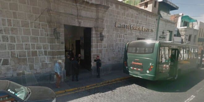 Policía resulta herido por disparo accidental dentro de la USE
