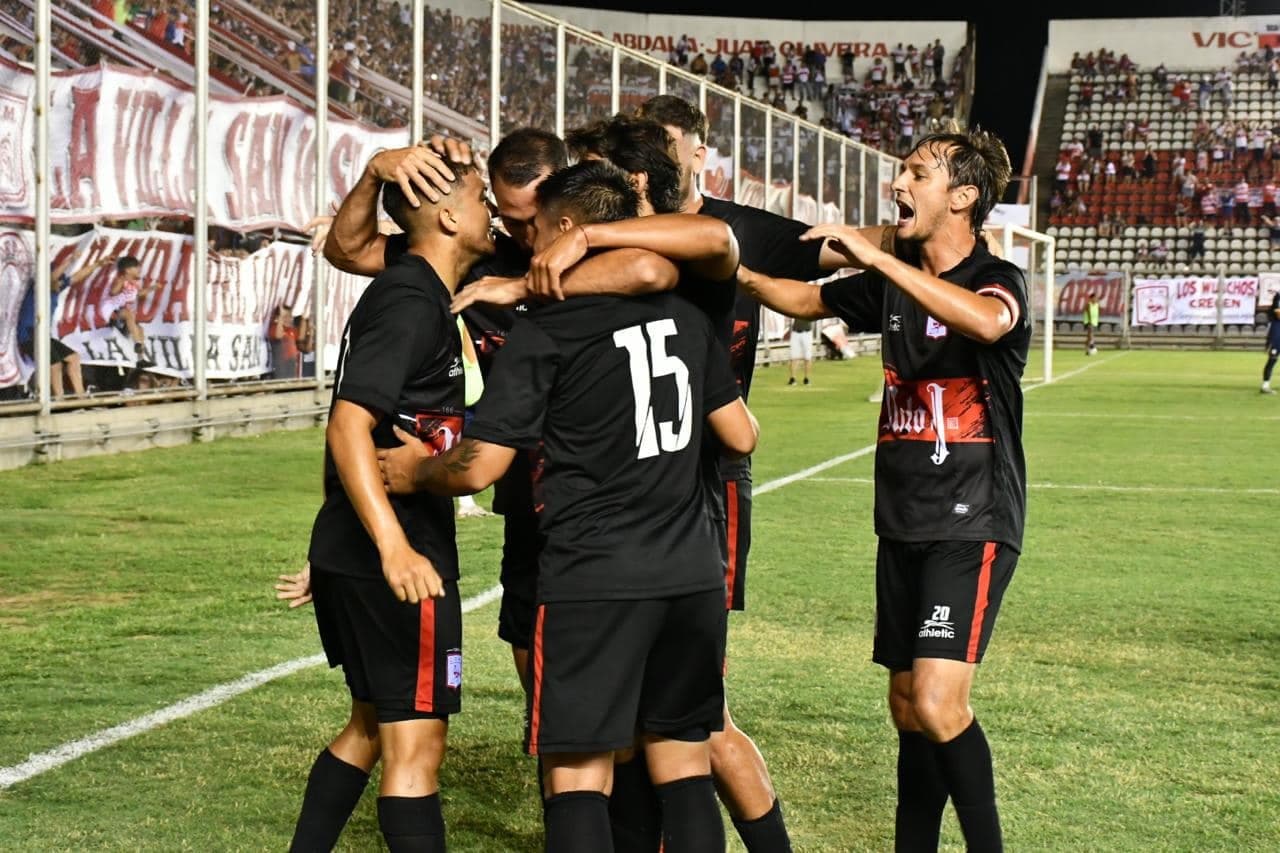 Alianza Lima cayó 2-1 ante equipo de segunda división