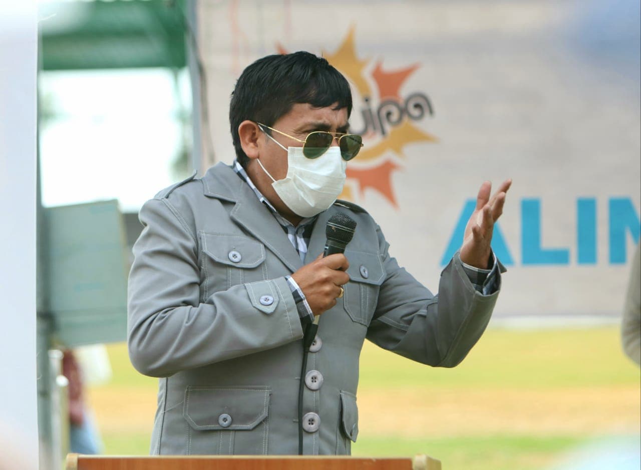 Cáceres Llica no se vacunará con la dosis de Sinopharm