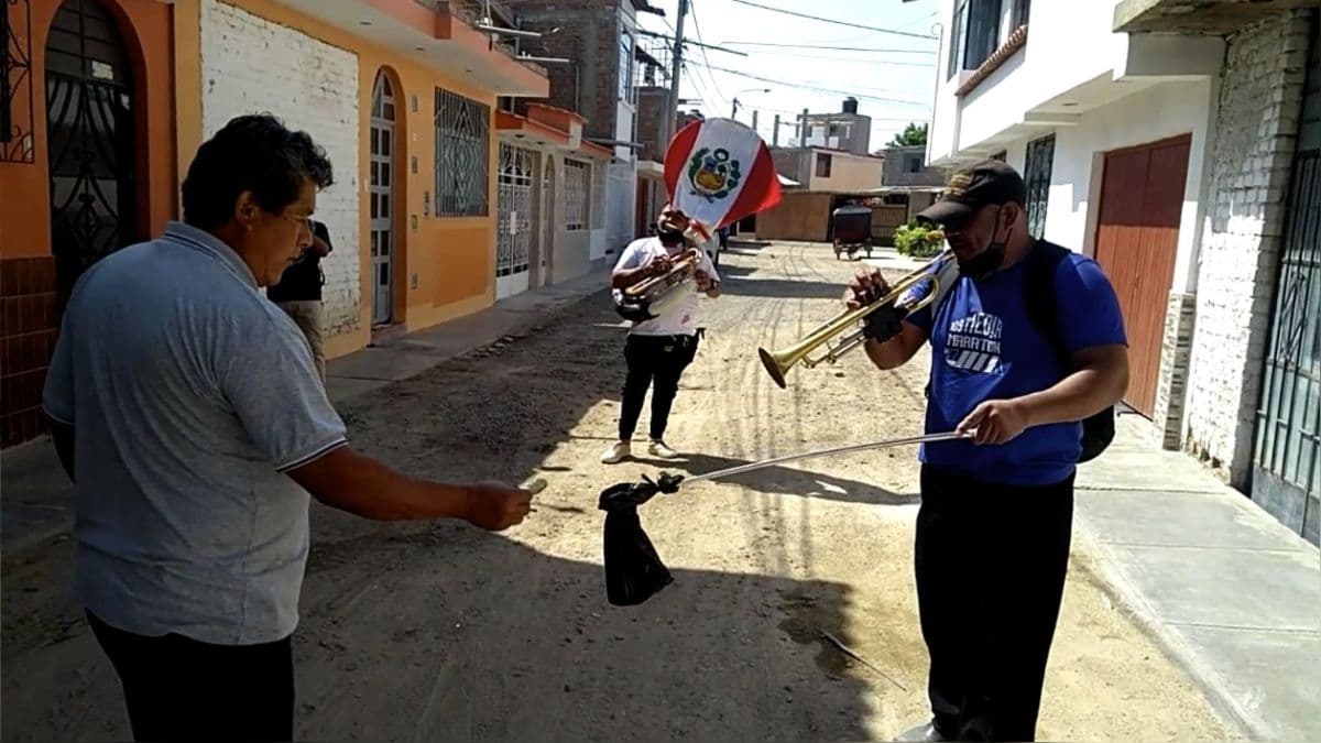 Músicos salen en protesta hoy por falta de trabajo