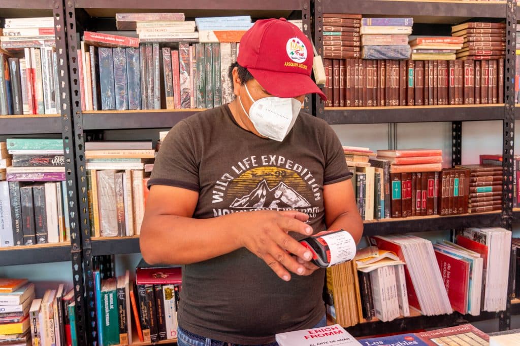 Inauguran Feria del Libro presencial "Arequipa lee"