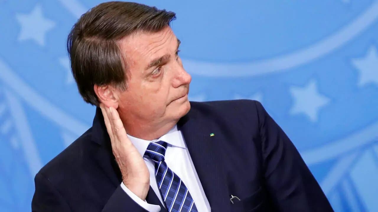 Presidente de Brasil es multado por incumplir normas de salud pública