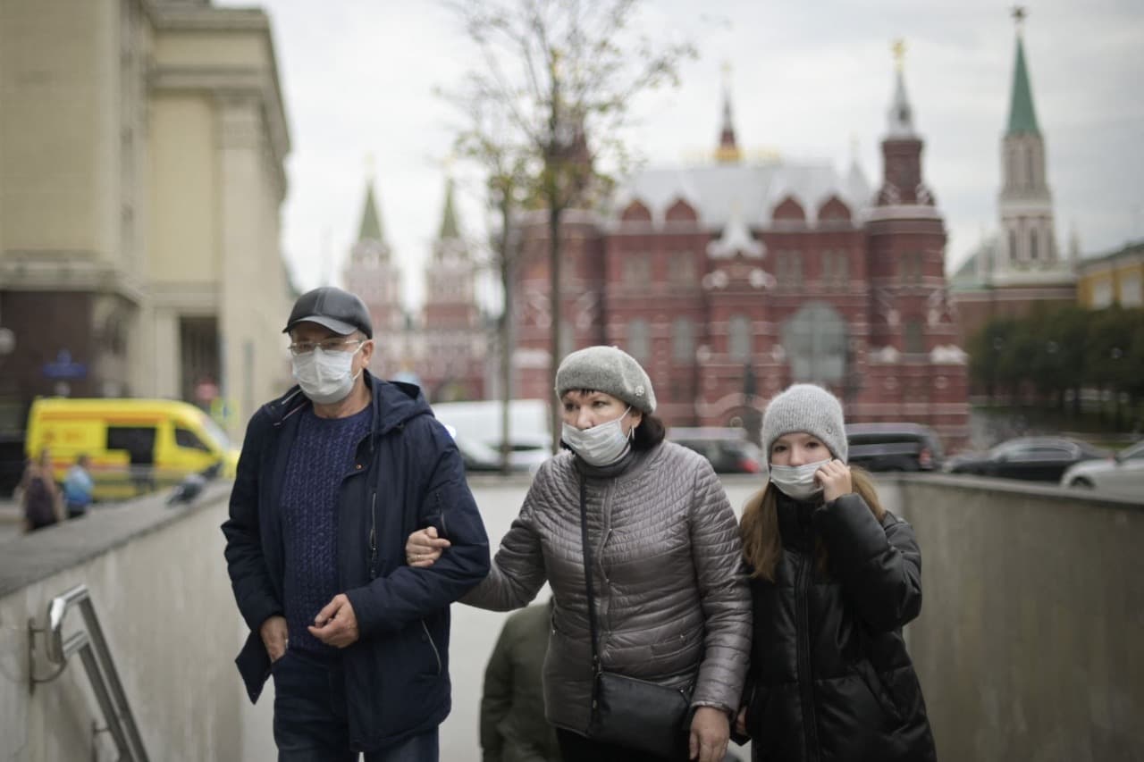 Rusia registra casi medio millón de casos de COVID-19