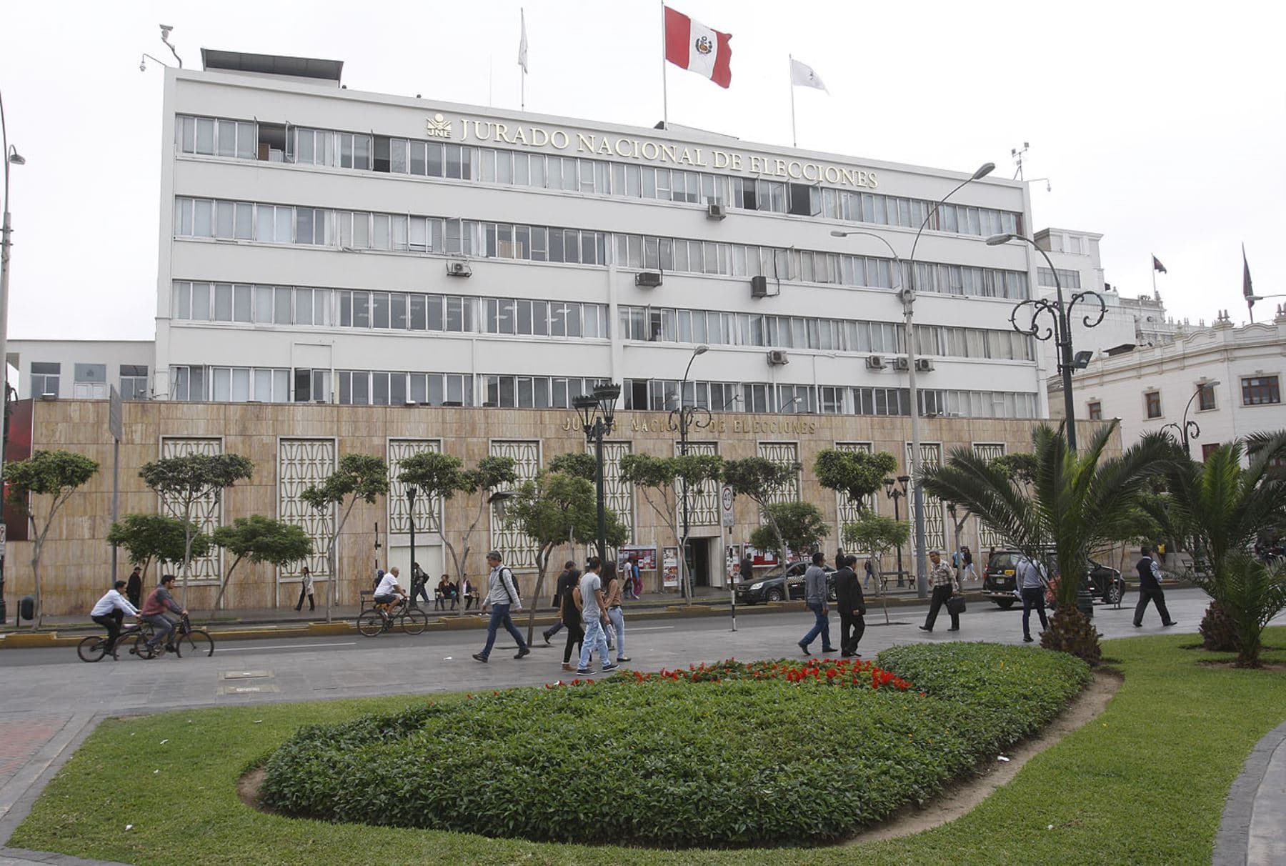 Debate presidencial del JNE será a fines de marzo