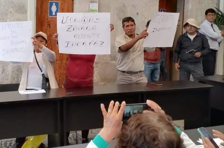Población de La Joya reclama servicios básicos a Región