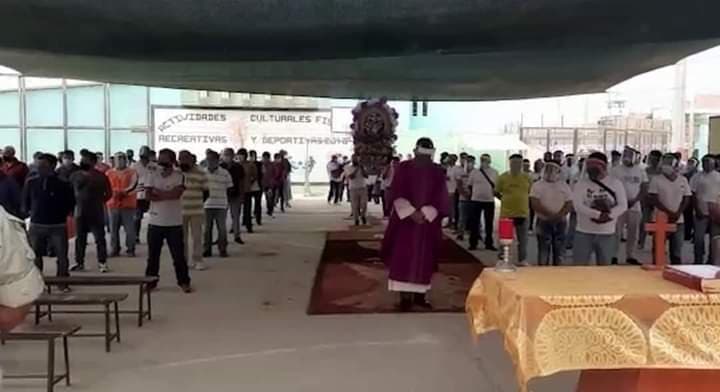 Internos demostraron devoción al Señor de Los Milagros