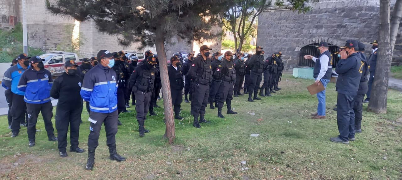 Autoridades recuperan la ribera del río Chili