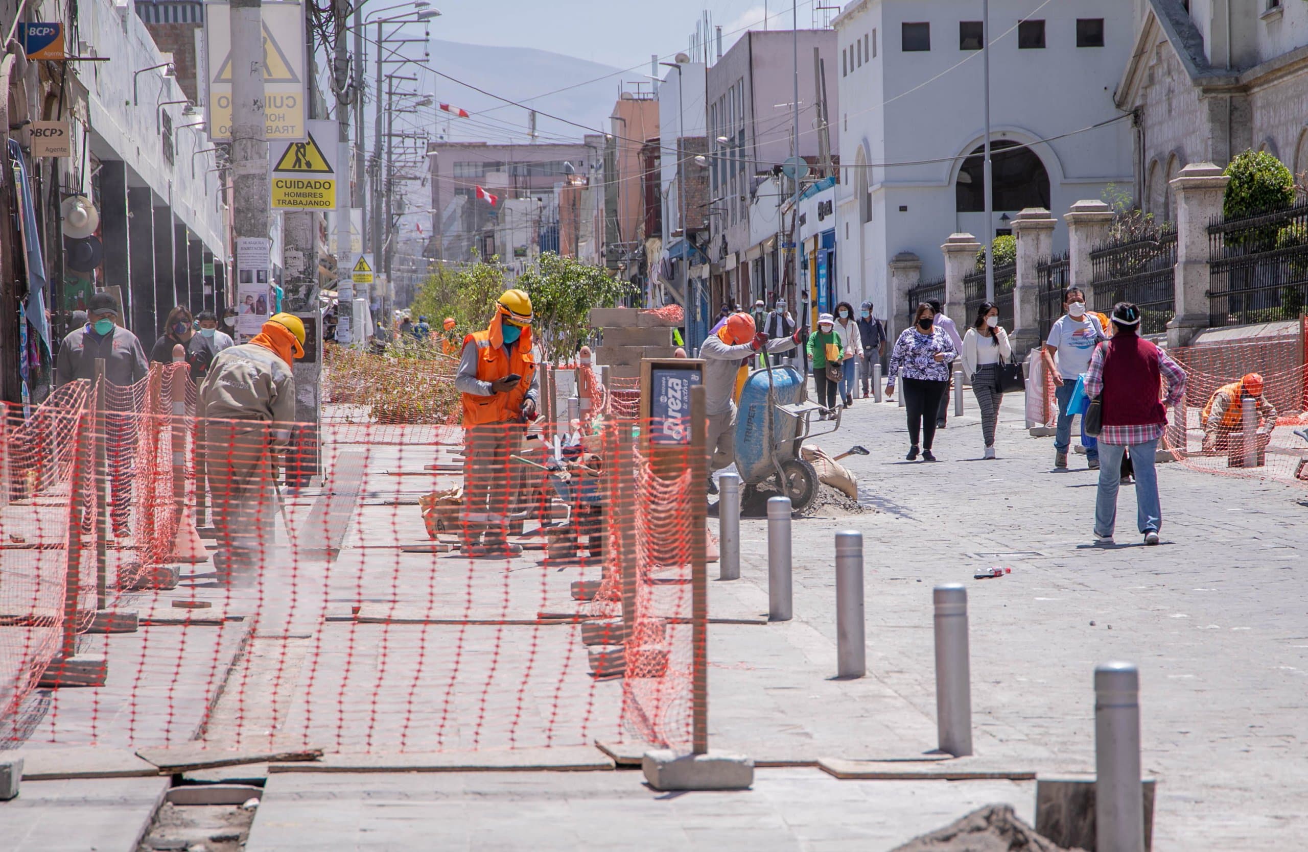 Más del 80 % de avance en obras viales del Cercado