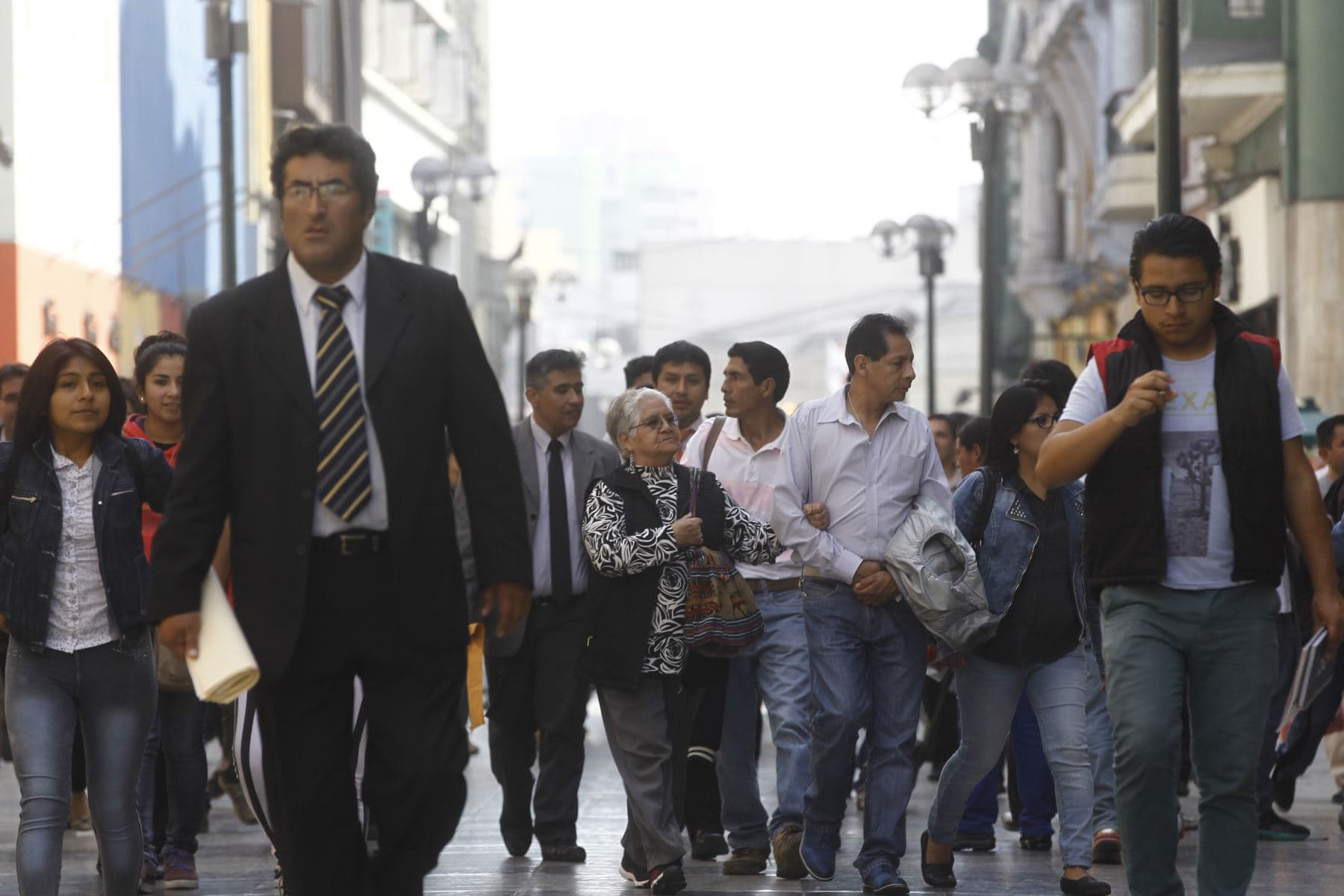 Población ocupada superó los 17 millones en primer semestre