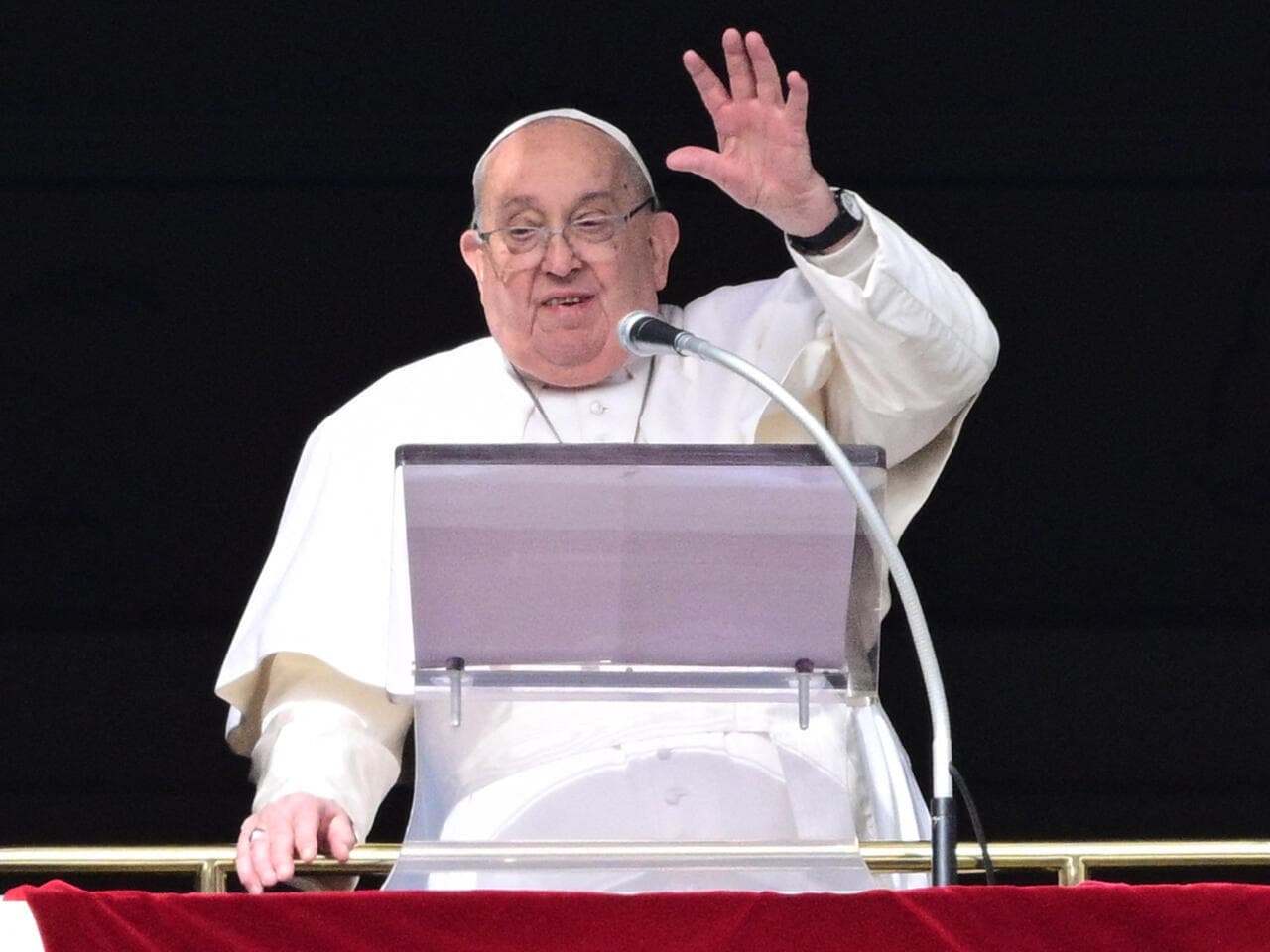 Papa Francisco deja el hospital hoy después de casi dos meses