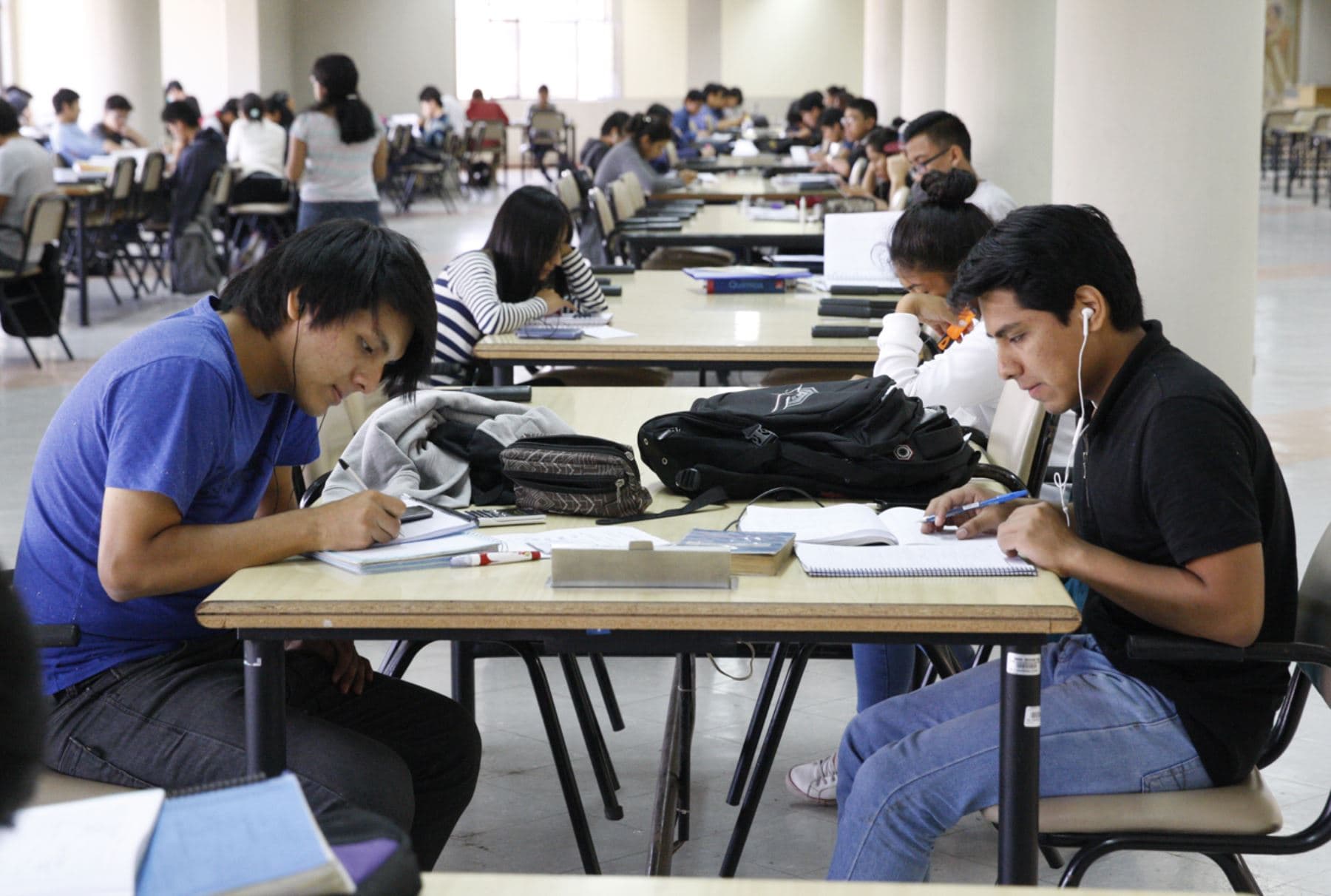 Proponen ingreso libre a universidades públicas
