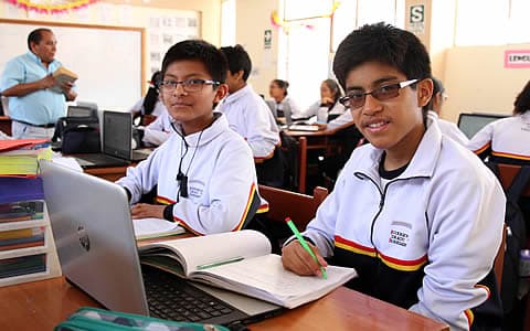 Estudiantes de Alto Rendimiento son admitidos en universidades