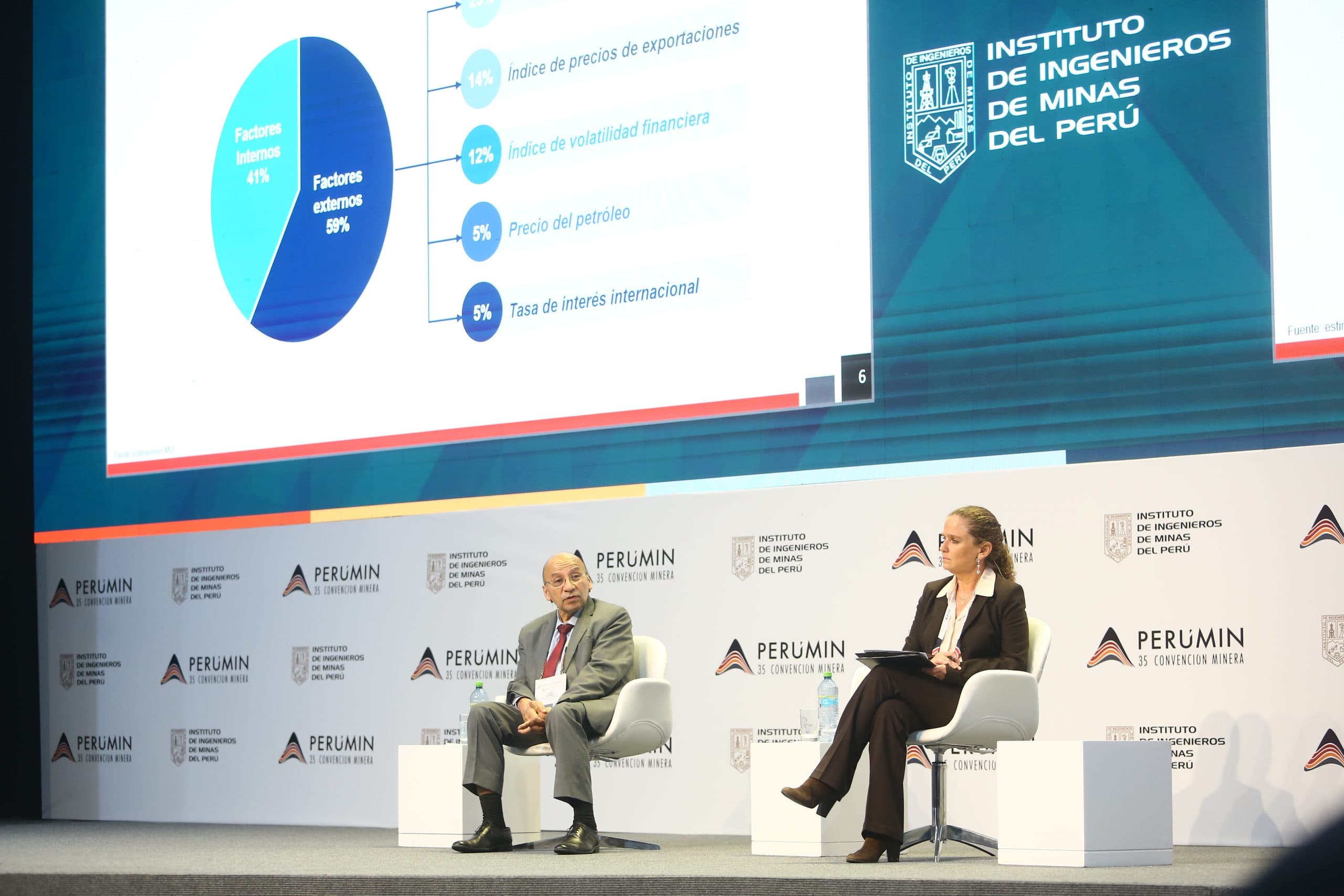 Ministro de Economía confirma continuidad de reglas tributarias