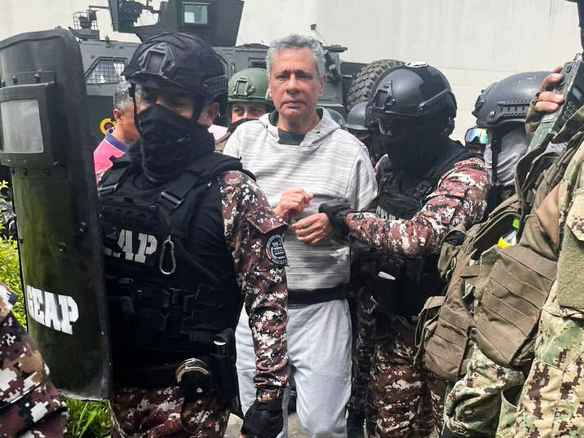 AMLO promete dar asilo político a exvicepresidente de Ecuador