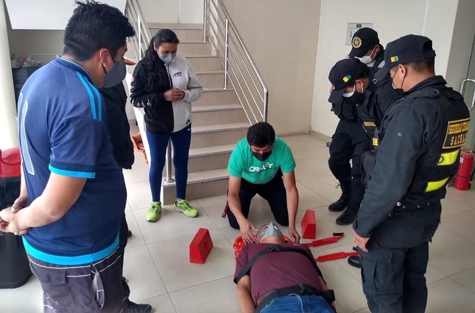 Capacitan en primeros auxilios a personal de Seguridad Ciudadana