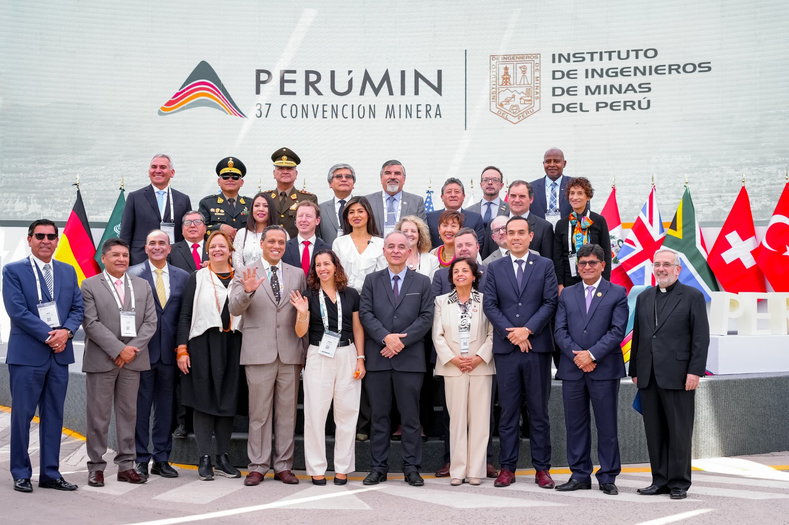PERUMIN 37 Convención Minera inició actividades en Cerro Juli
