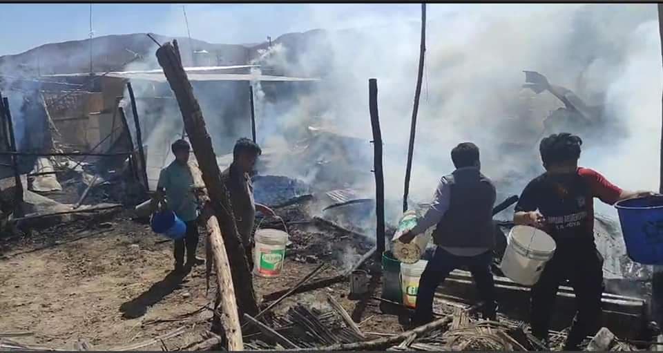 Dos viviendas se incendian en La Joya