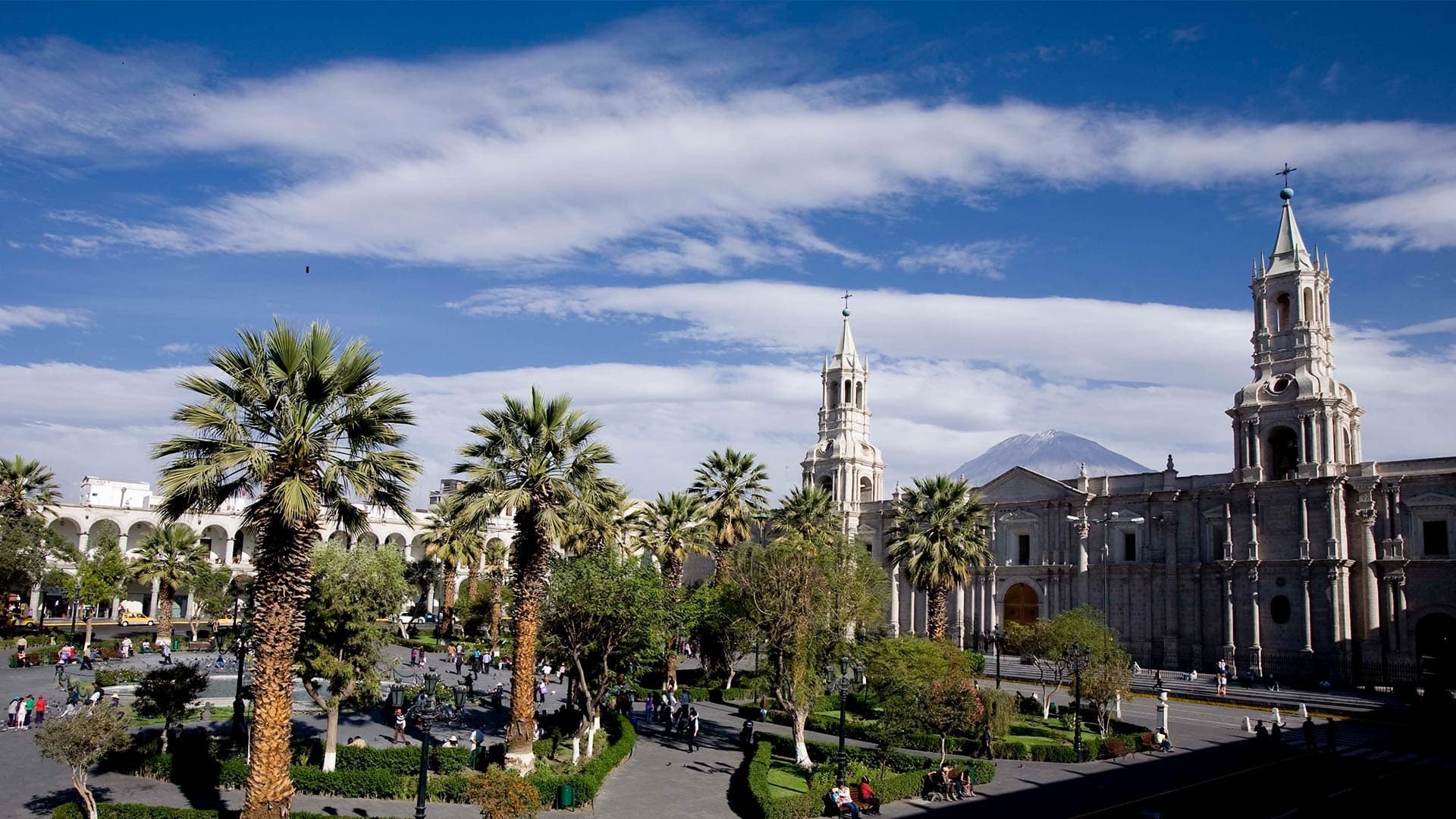 Arequipa cumple hoy 481 años desde su fundación