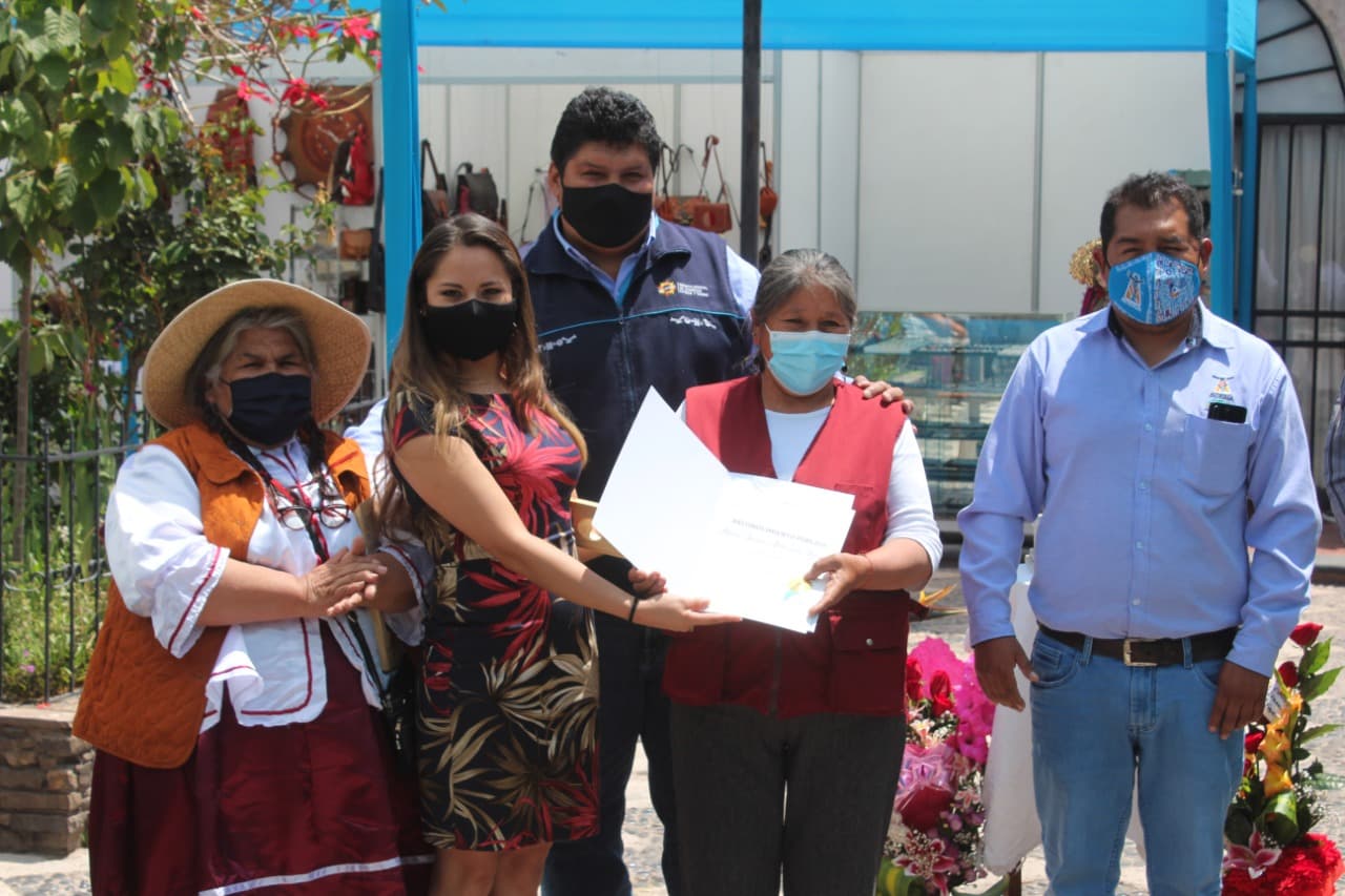 Gobierno Regional conmemora a maestros artesanos