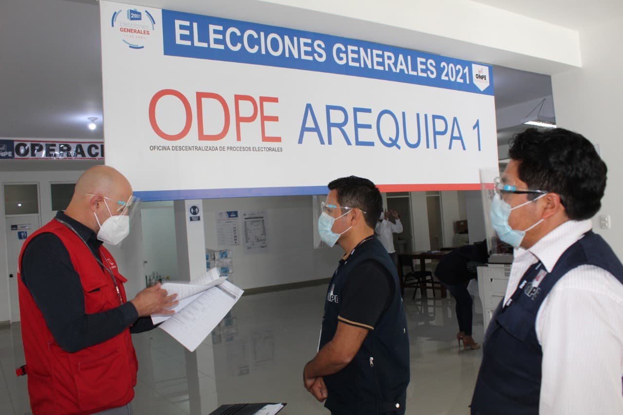 Detectan riesgos en la sede de la ODPE Arequipa 1