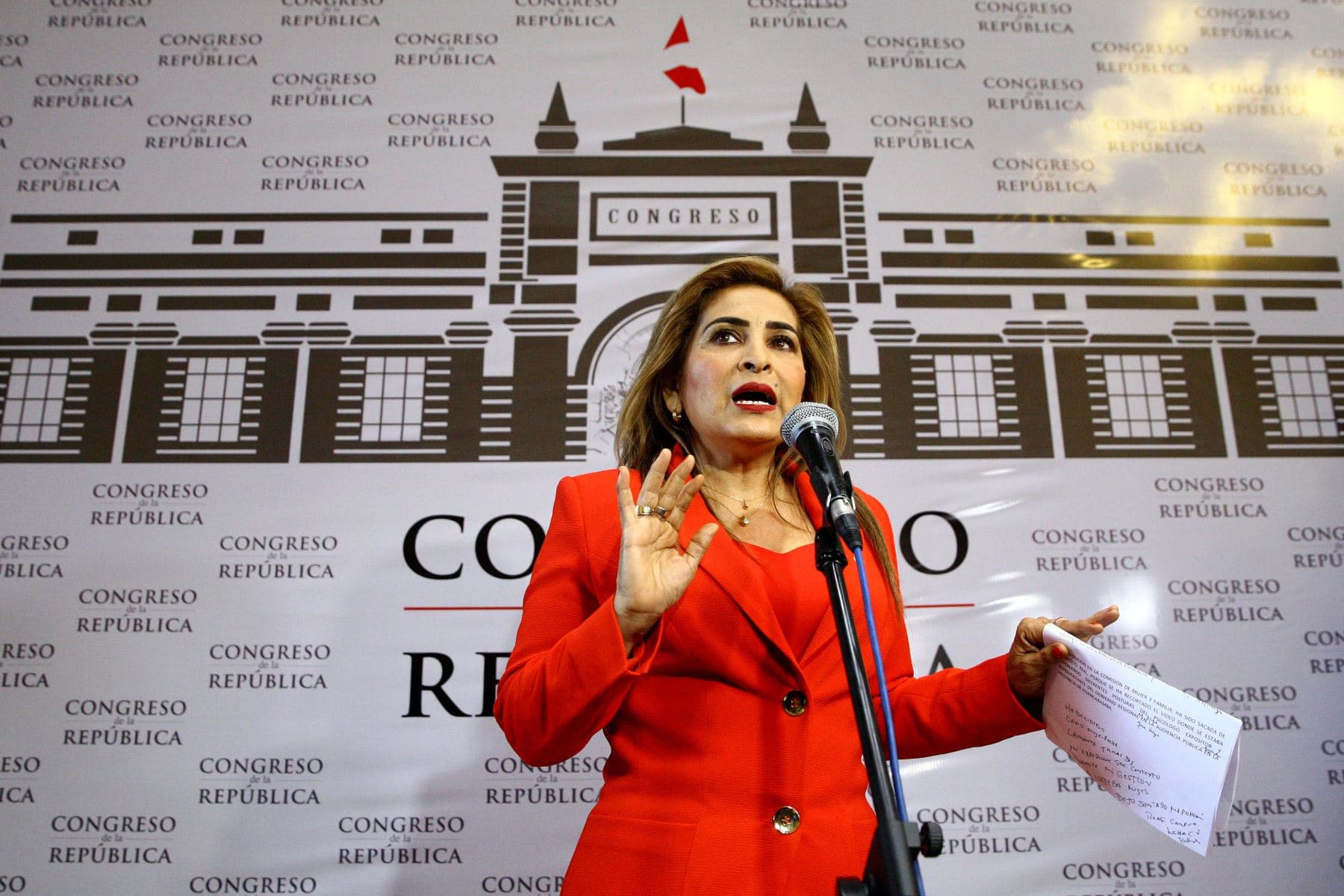 Fiscalía formalizó denuncia contra excongresista Maritza García