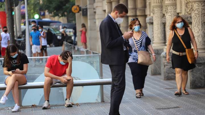 Italia y Francia con récords de contagios