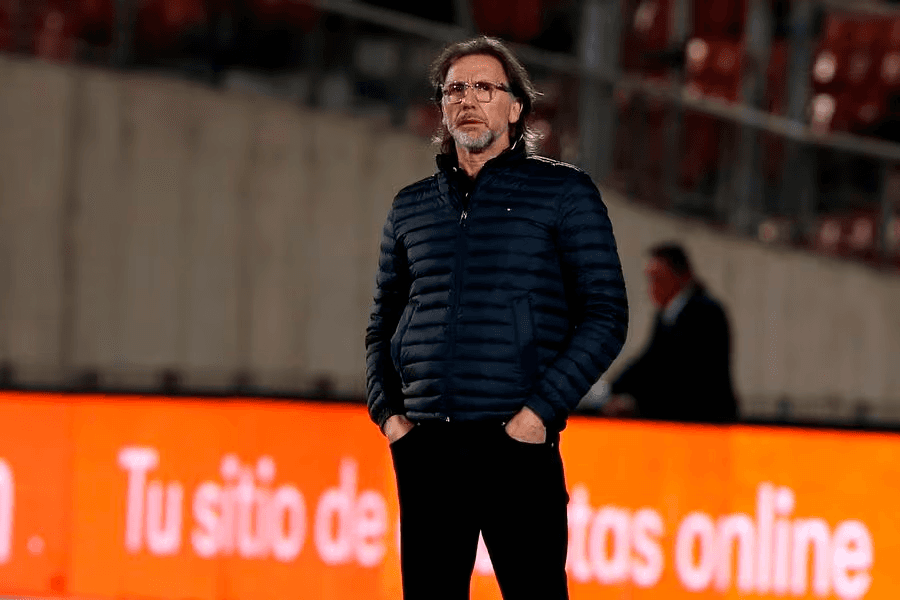 Ricardo Gareca ya se encuentra en suelo chileno