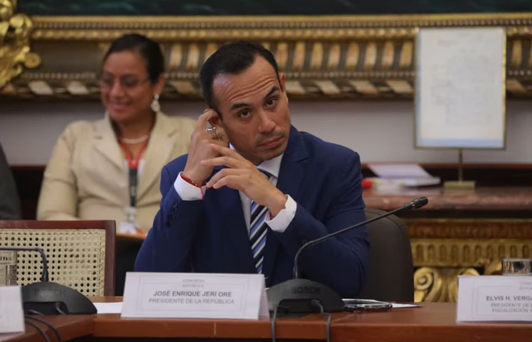 Congreso reúne las 60 firmas para censurar a José Jerí