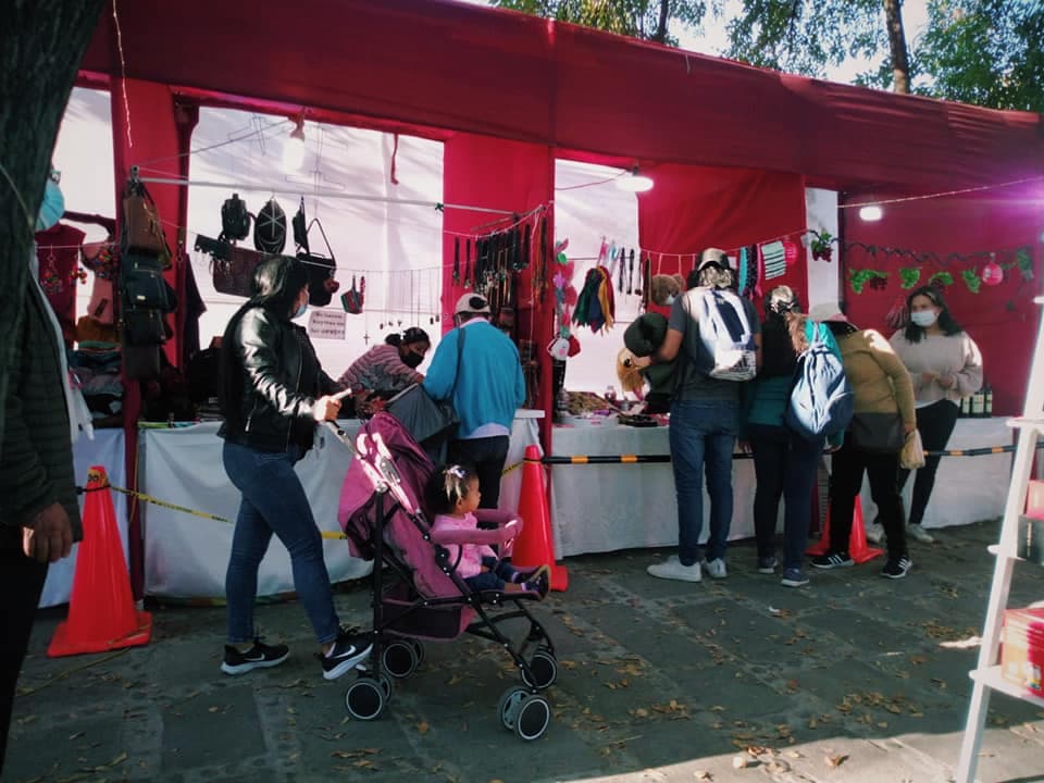 Feria de Libro y artesanos por Bicentenario de la Independencia del Perú
