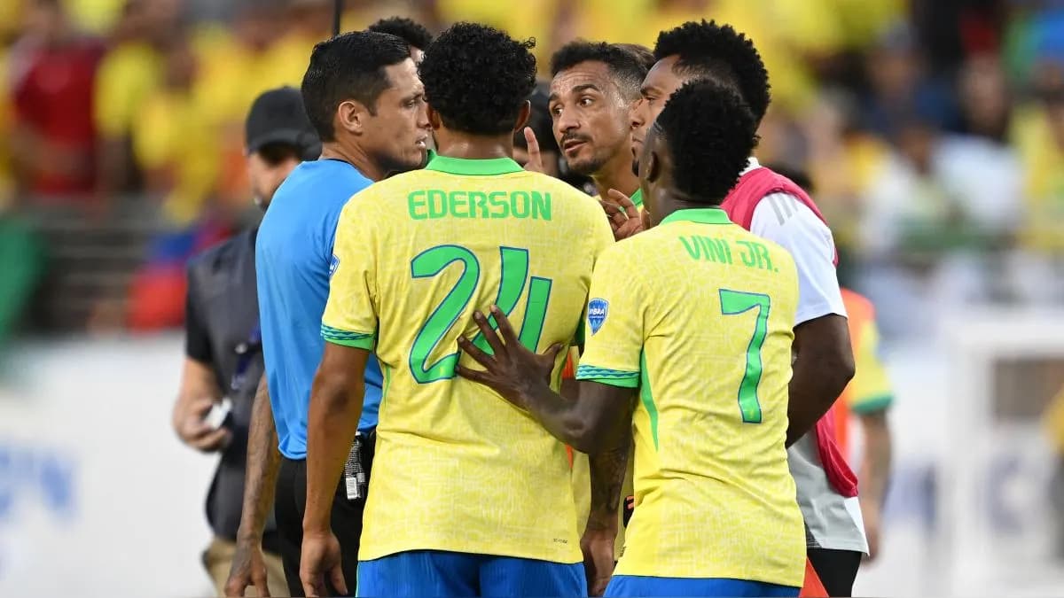 Conmebol admitió error del VAR por falta no cobrada contra Vinícius ante Colombia