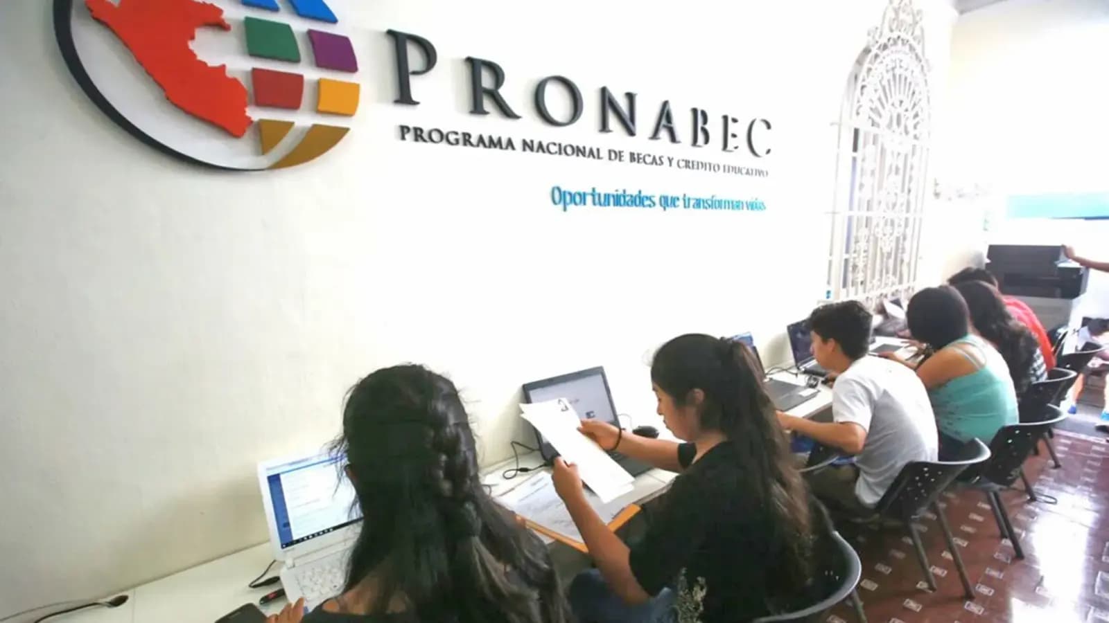 No habrá convocatoria para la Beca Generación Bicentenario