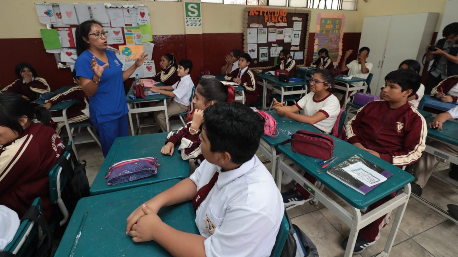 Lanzan plan escolar de salud mental con enfoque integral