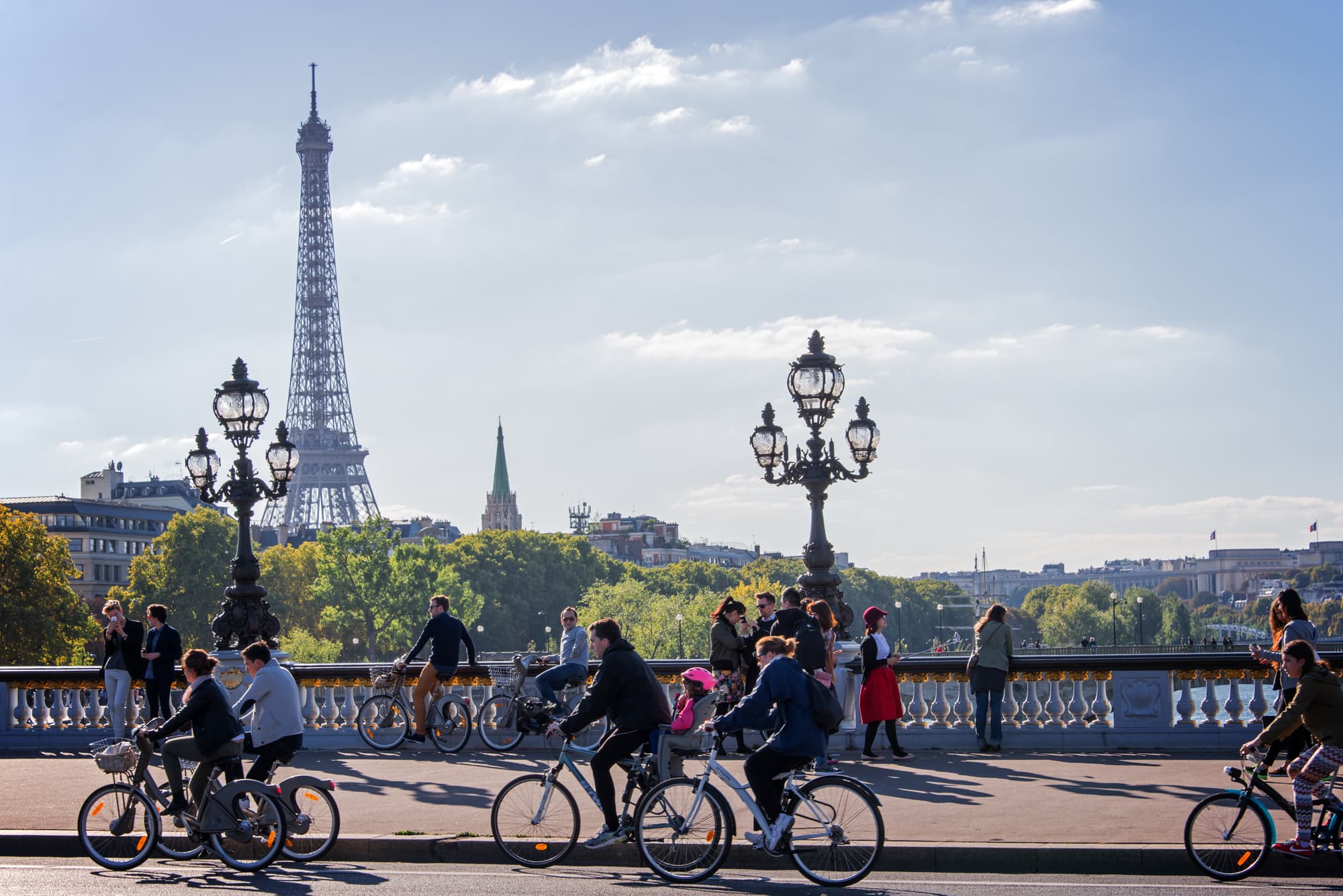 La bicicleta es el medio de transporte más utilizado en París