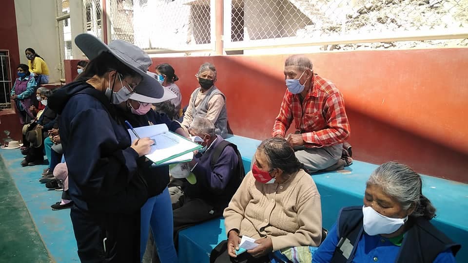 Apoyan con alimentos a personas con discapacidad en Sachaca